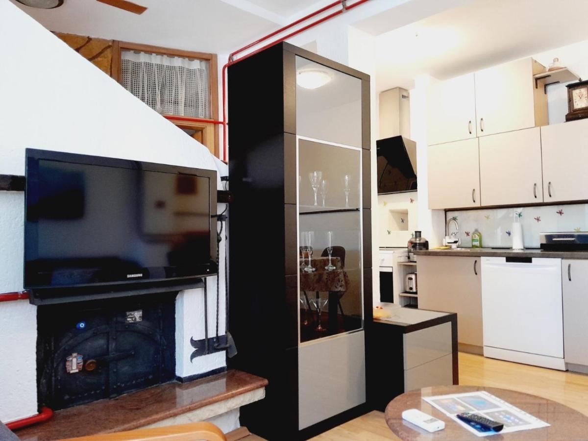 Apartment Mila With Jacuzzi Spa PUY 외부 사진